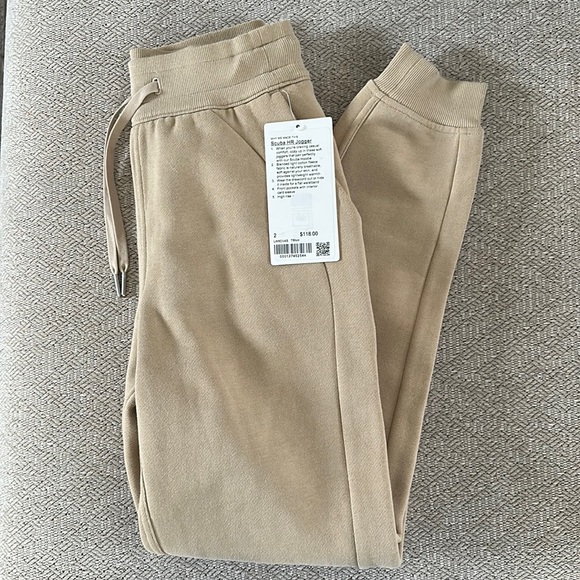 lululemon athletica Pants - Lululemon scuba high rise jogger. NWT.